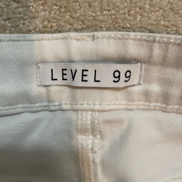 White cut off jean shorts - Picture 3 of 4